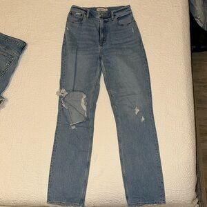 Abercrombie & Fitch the 90’s Straight Ultra High Rise Jeans